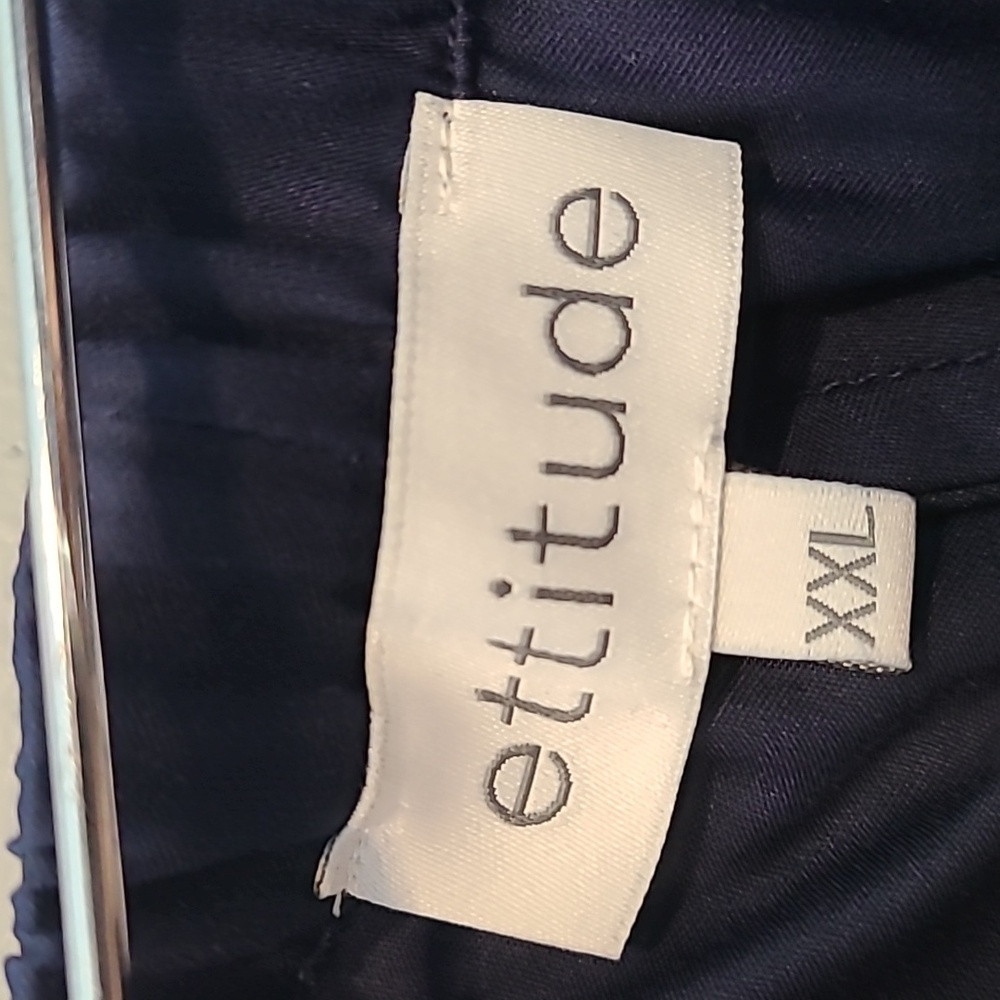 Silky Lounge Shorts from Ettitude Navy Blue - Picture 4 of 5